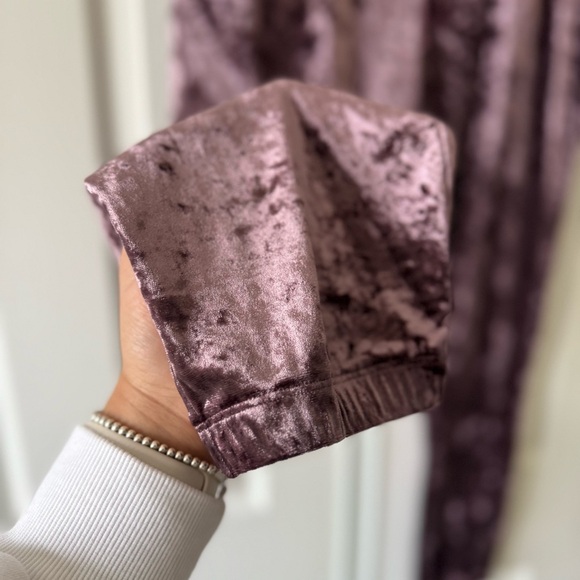 Weavers Purple Velvet Jogger Pants Size XL - Picture 2 of 5